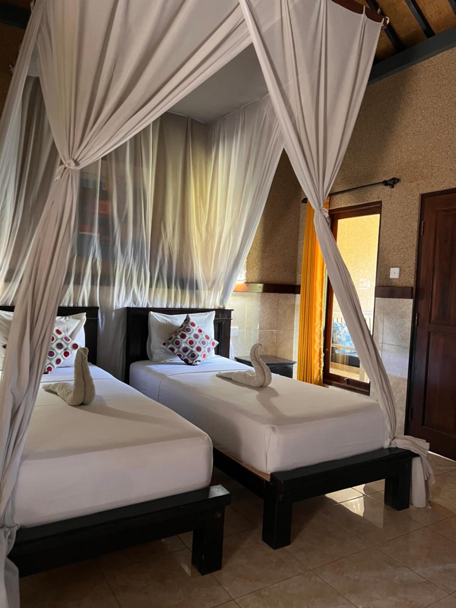 Pondok Shindu Guest House Pemuteran Buitenkant foto