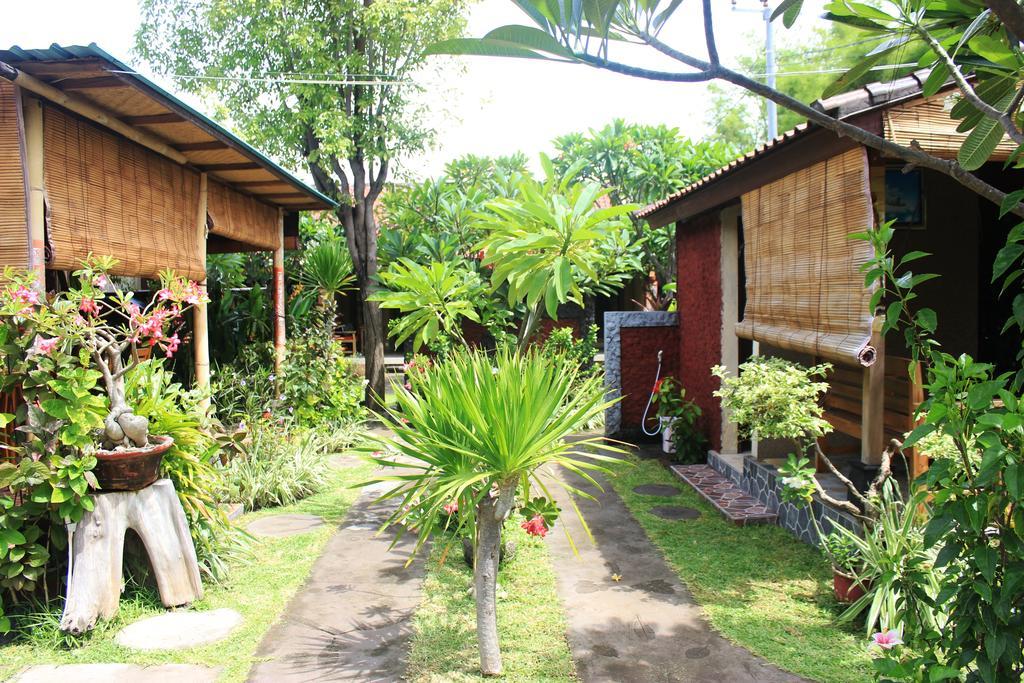 Pondok Shindu Guest House Pemuteran Buitenkant foto